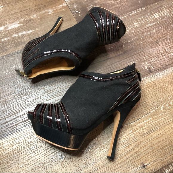 L.A.M.B. high heel booties black w/red stitching size 8M - Picture 6 of 9